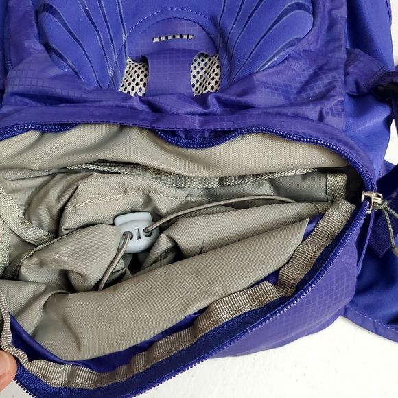 Osprey Hydraulics Raven 14 Hiking Backpack - Picture 4 of 15